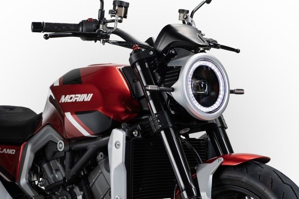 EICMA: Moto Morini Milano: look retrò per la nuova naked bicilindrica