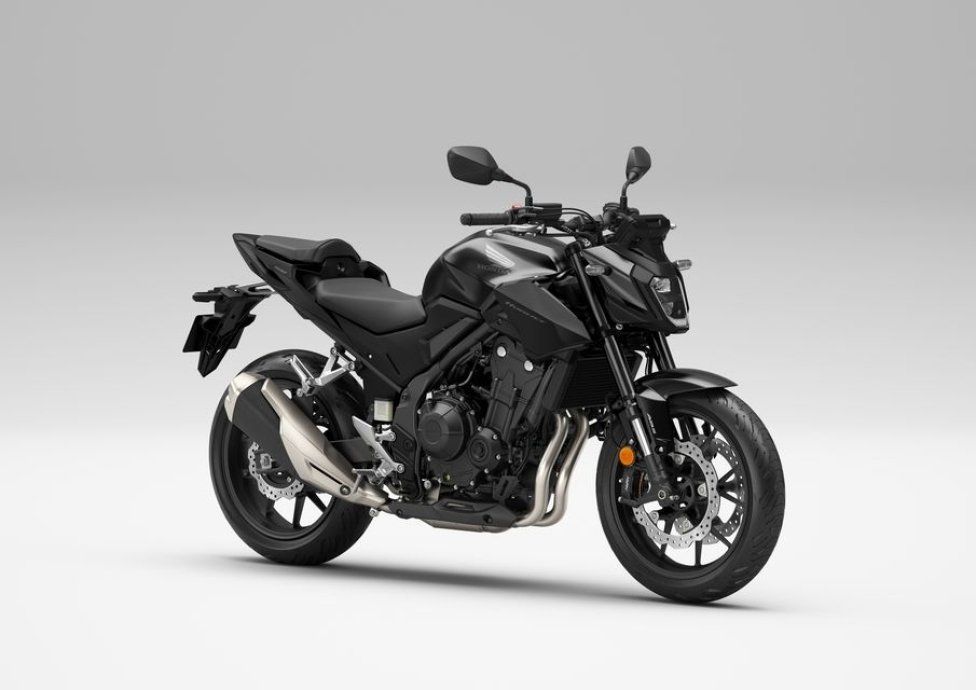 EICMA: Honda CB500 Hornet 2024: l'entry level che guarda al futuro