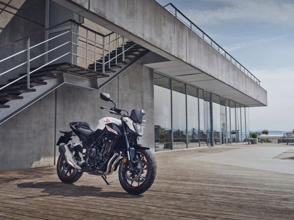 EICMA: Honda CB500 Hornet 2024: l'entry level che guarda al futuro