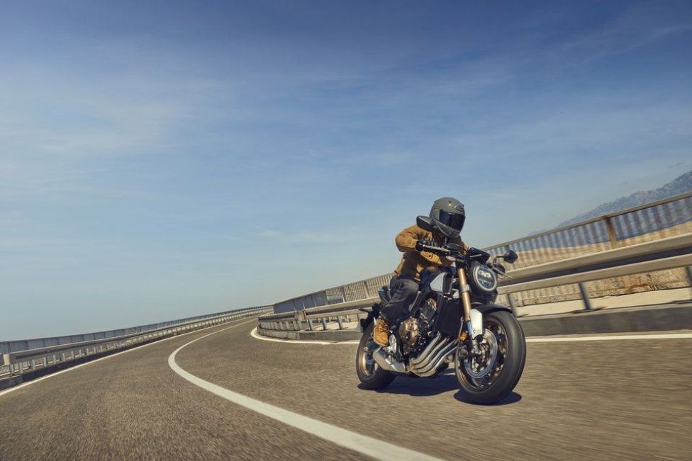 EICMA: Honda CB650R 2024: raffinato restyling per la "Neo Sports Cafè" 