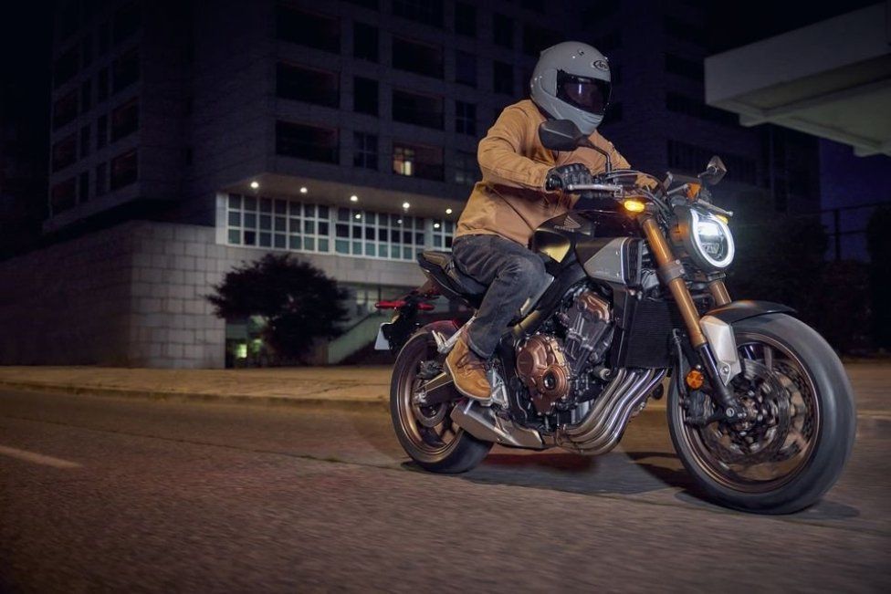EICMA: Honda CB650R 2024: raffinato restyling per la "Neo Sports Cafè" 