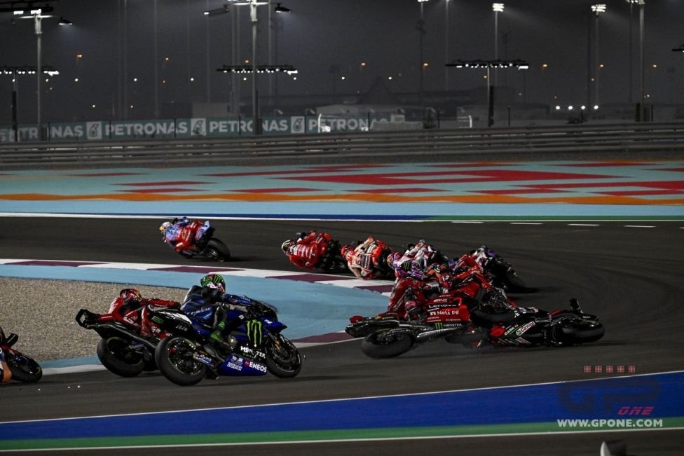 MotoGP: Sabato nero per Aprilia: fratture per Espargarò e Oliveira a Losail