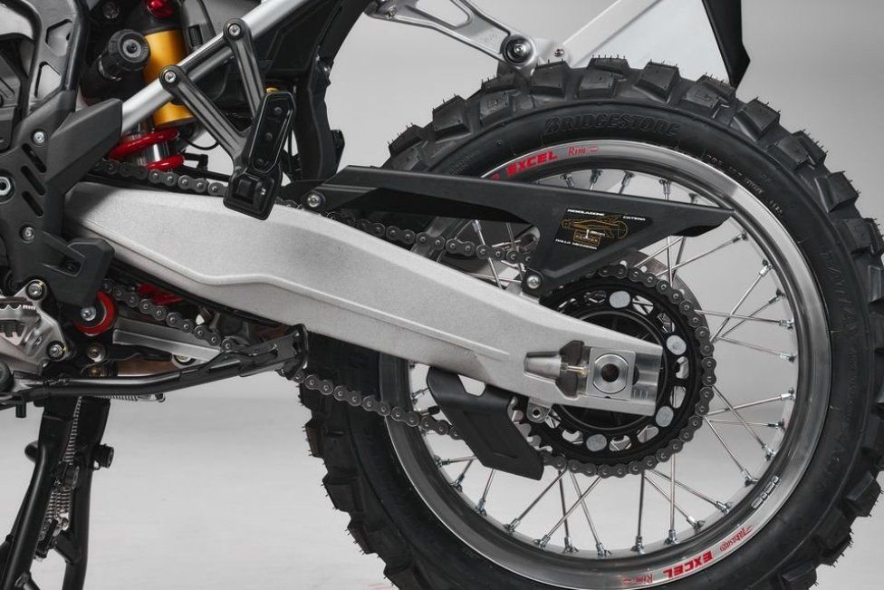 EICMA: MV Agusta LXP Orioli: l'adventure star di EICMA 2023