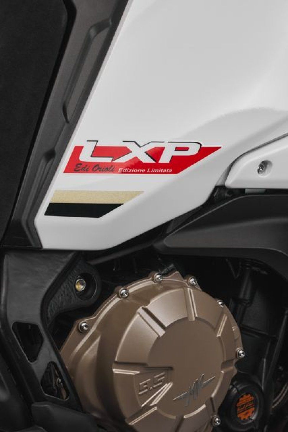 EICMA: MV Agusta LXP Orioli: l'adventure star di EICMA 2023