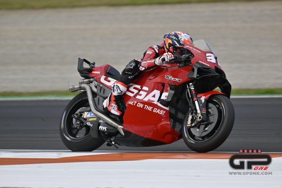 MotoGP: Le prime immagini del test di Valencia con il debutto di Marquez in Ducati