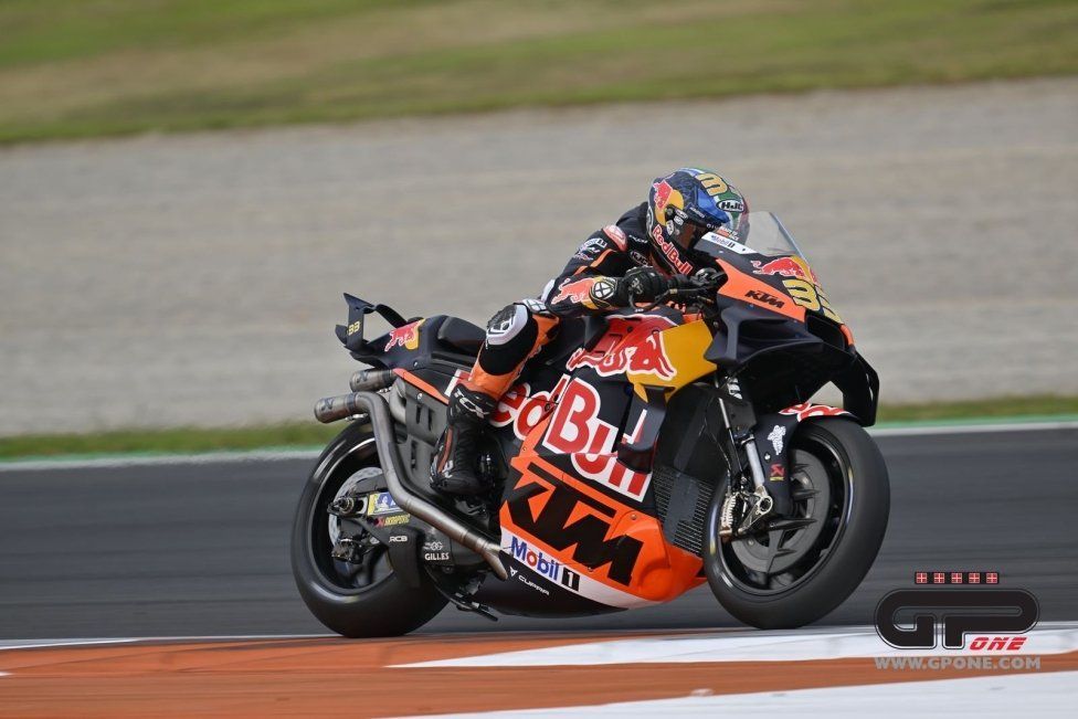 MotoGP: Le prime immagini del test di Valencia con il debutto di Marquez in Ducati