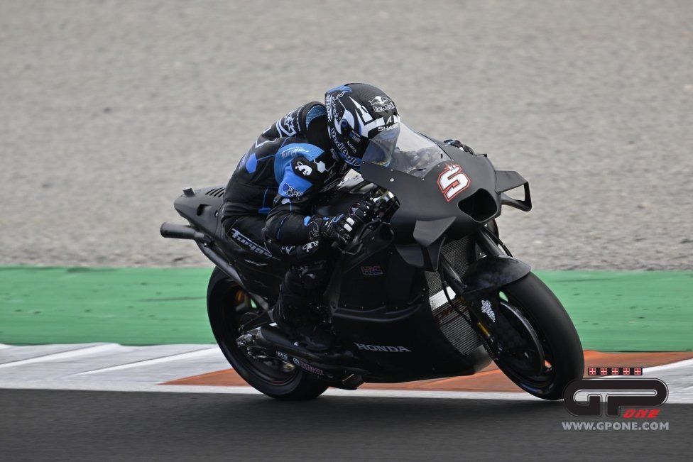 MotoGP: Le prime immagini del test di Valencia con il debutto di Marquez in Ducati