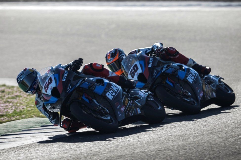 WSBK: Nervi tesi in BMW: a Jerez volano scintille tra Redding e van der Mark
