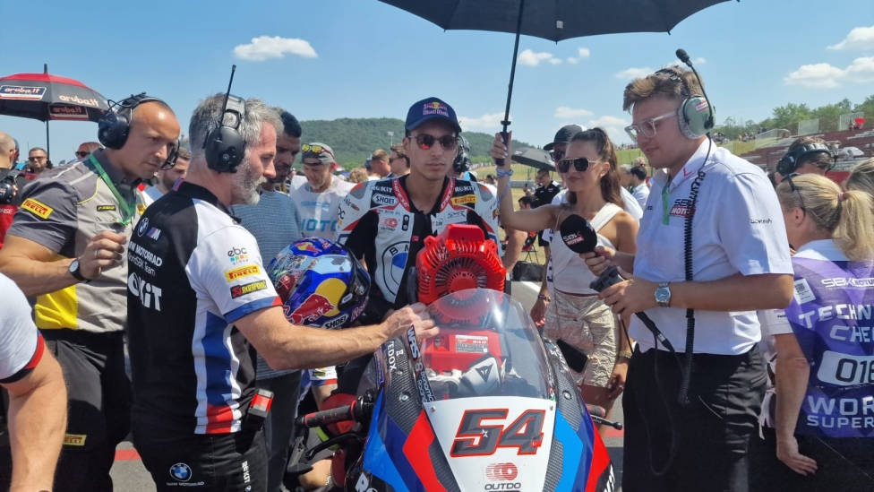 WSBK: Toprak non si ferma: vince Gara 2 a Most, 2° Bulega, frittata Bautista-Petrucci