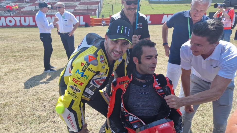 WSBK: Toprak non si ferma: vince Gara 2 a Most, 2° Bulega, frittata Bautista-Petrucci