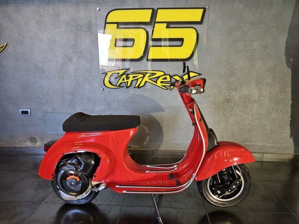 MotoGP: Tuta, moto e auto: Capirossi mette all'asta la sua collezione per beneficenza