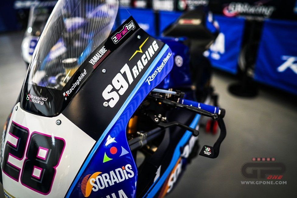 SBK: Motoxracing inaugura il 2024 svelando la Yamaha R1 di Bradley Ray 