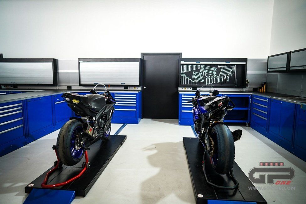 SBK: Motoxracing inaugura il 2024 svelando la Yamaha R1 di Bradley Ray 