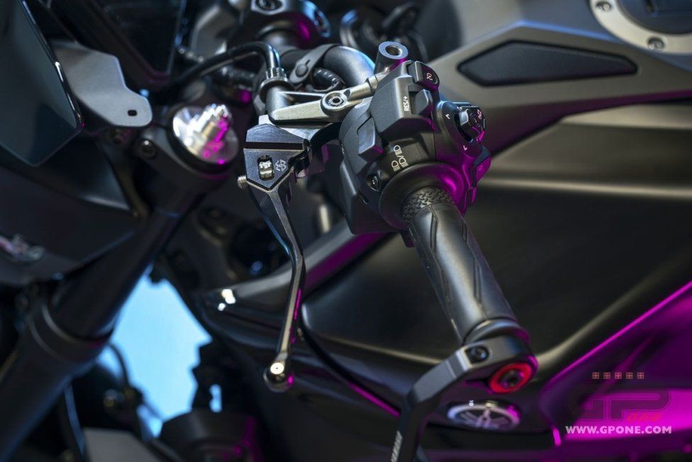 Moto - News: TEST Yamaha MT-09 2024 – Il ritorno del Cavaliere Oscuro