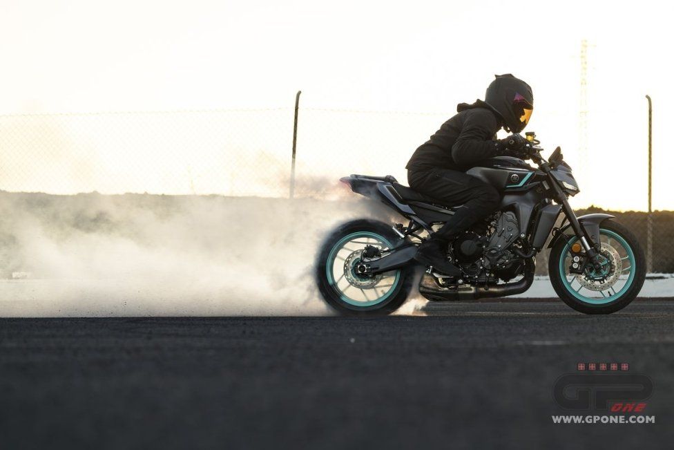 Moto - News: TEST Yamaha MT-09 2024 – Il ritorno del Cavaliere Oscuro