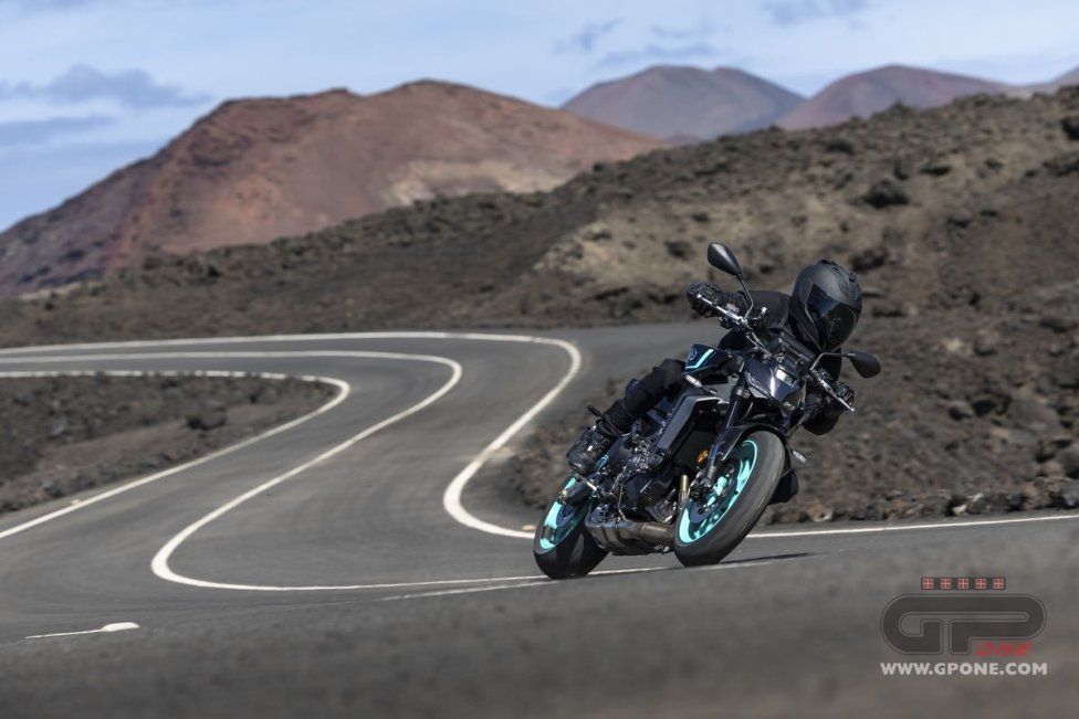 Moto - News: TEST Yamaha MT-09 2024 – Il ritorno del Cavaliere Oscuro