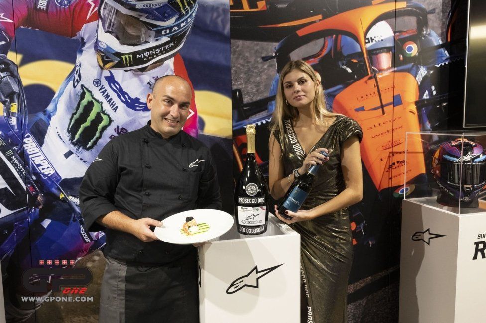 MotoGP: Master of Hospitality:  l'esuberanza di Randy Mamola ai fornelli di Alpinestar