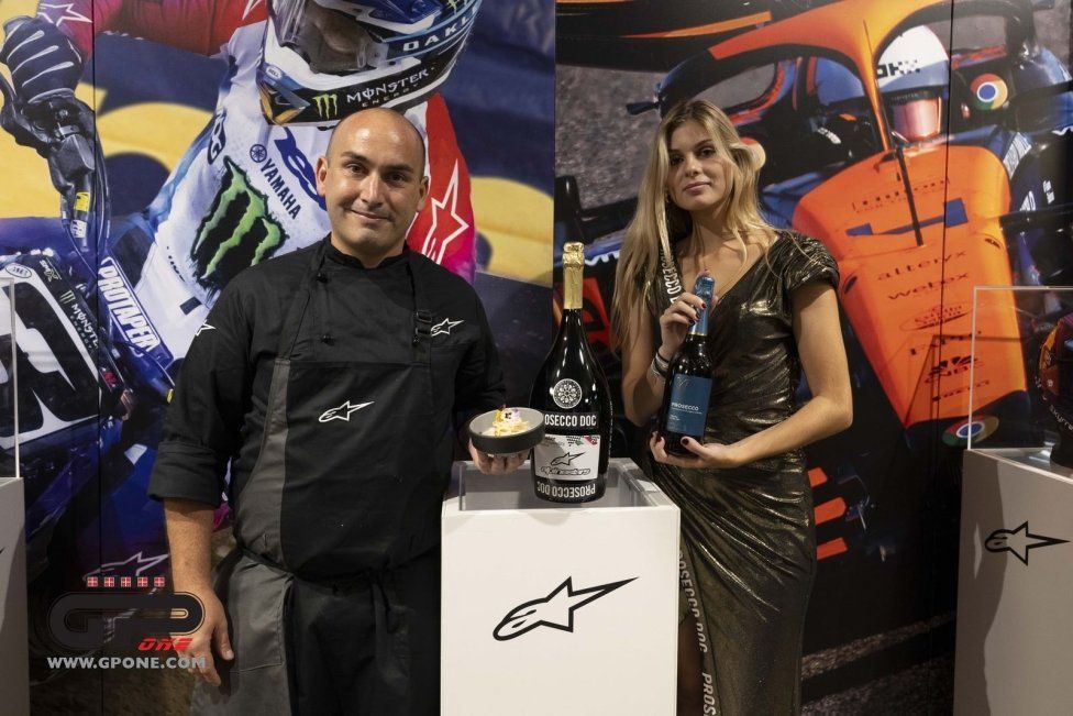 MotoGP: Master of Hospitality:  l'esuberanza di Randy Mamola ai fornelli di Alpinestar