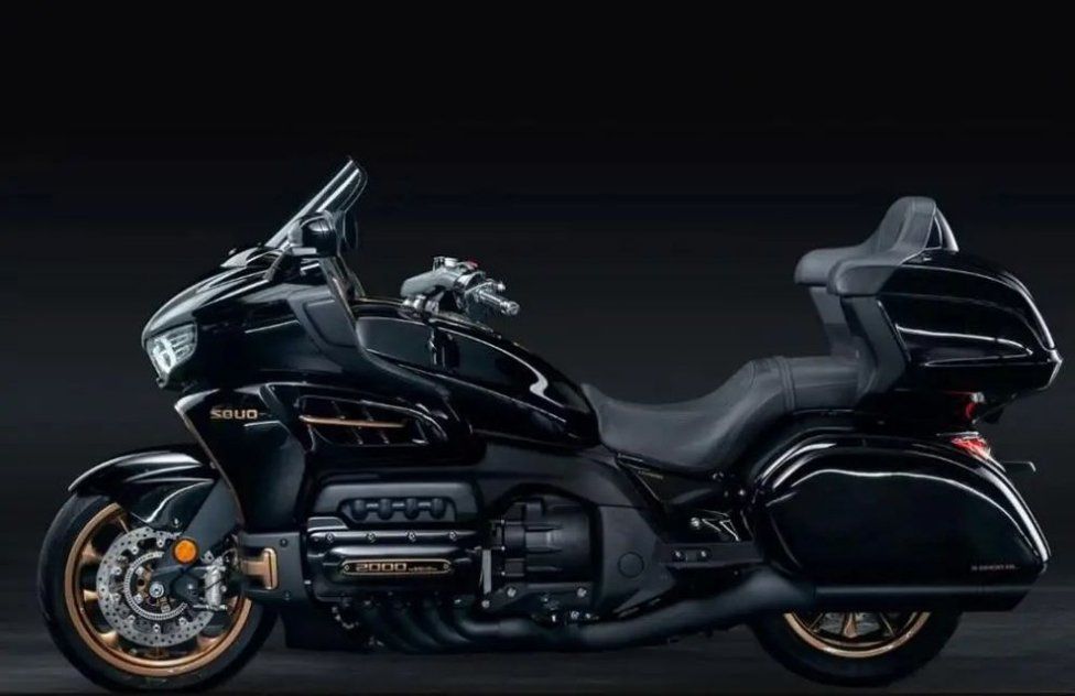 Moto - News: Souo S2000: GoldWing in salsa cinese