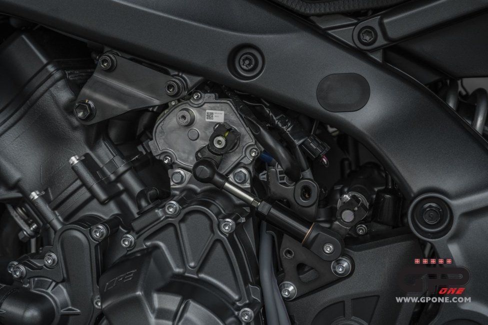 Moto - Test: Yamaha MT-09 2024 Y-AMT: il piacere è automatico