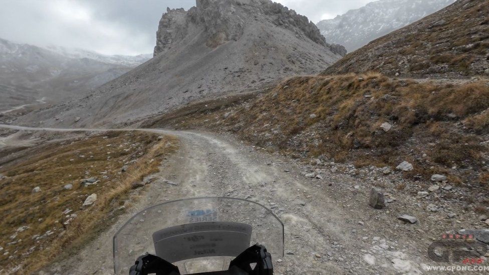 Playtime - Perjalanan: DJI Osmo Action 5 Pro: Uji Coba di Ketinggian 3.000 Meter!