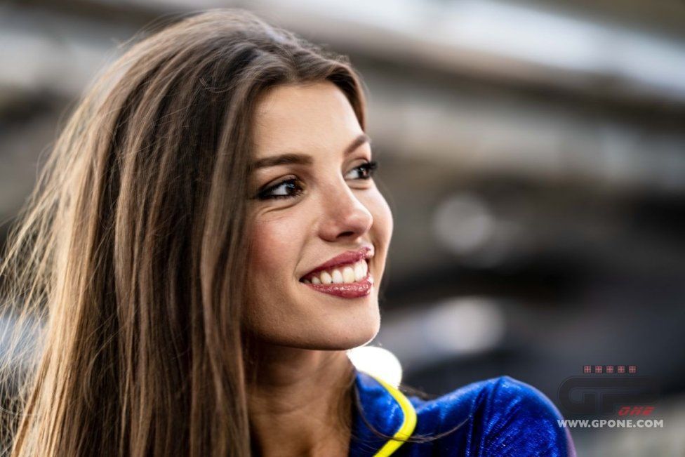 EICMA: GALLERY - Le più belle ragazze di EICMA 2024!