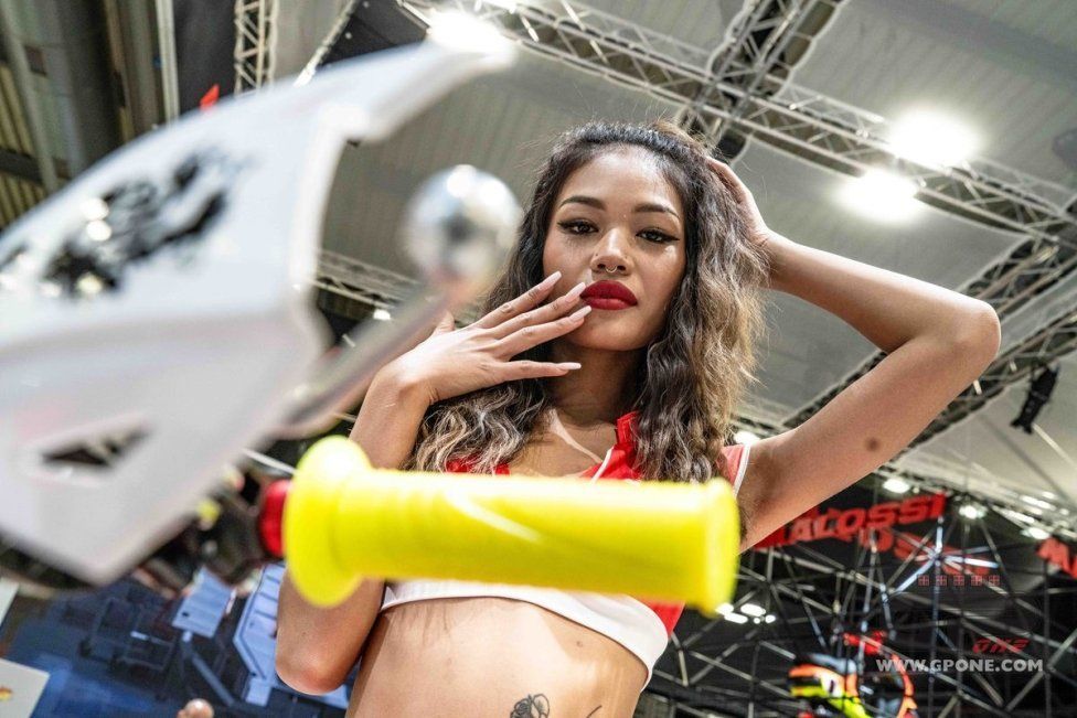 EICMA: GALLERY - Le più belle ragazze di EICMA 2024!