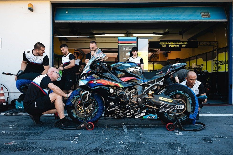 CIV: CIV Production Bike: restituiti 500 giri a BMW, Galesi: “A Misano eravamo messi male”