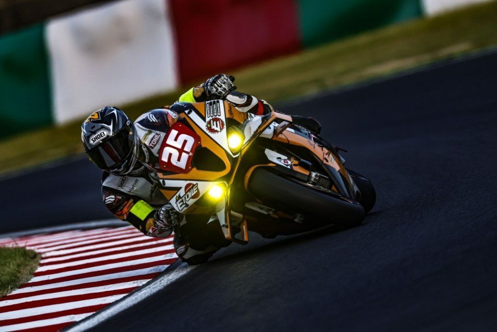 WSBK: 8 Ore di Suzuka: Zarco la spunta su Locatelli e porta in pole il team Honda HRC
