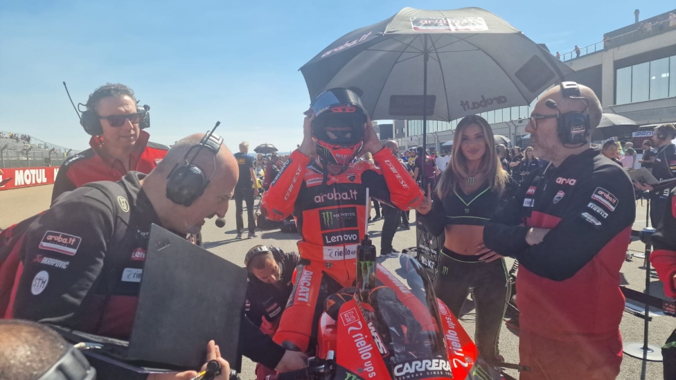 SBK: LIVE Gara 1 Superbike Aragon: la diretta giro per giro