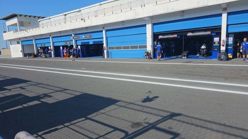 WSBK: Toprak da paura: è pole da record a Estoril davanti a Bulega, 3° Bautista