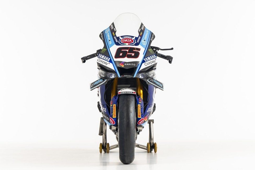 SBK: Yamaha si presenta: ecco le R1 di Jonathan Rea e Andrea Locatelli