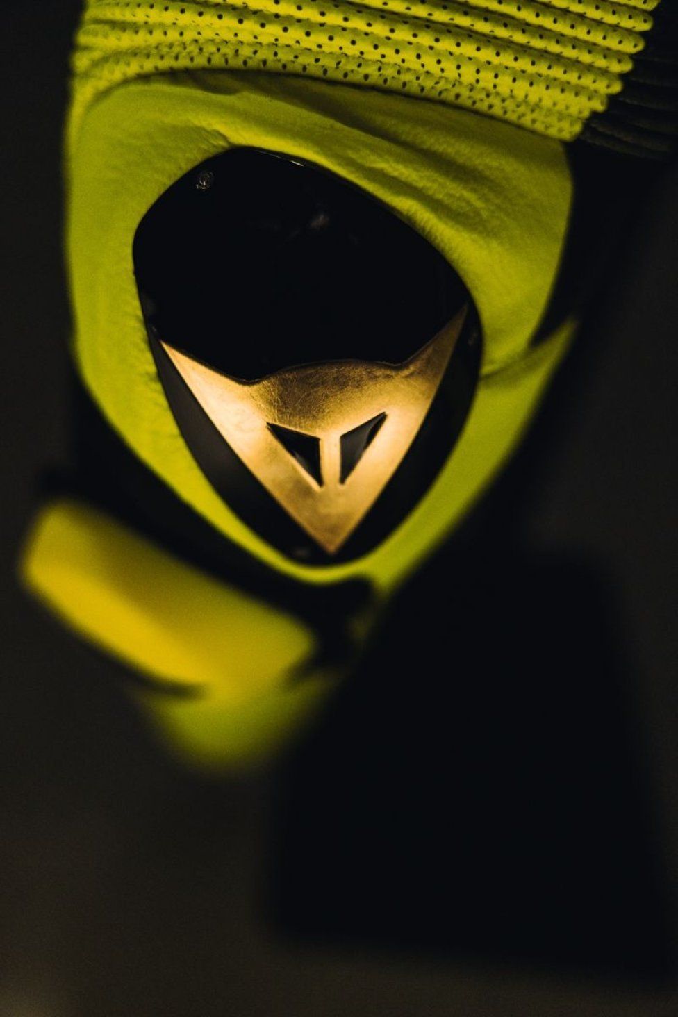 MotoGP: Valentino Rossi fa 46 e Dainese lo celebra con un kit in edizione limitata