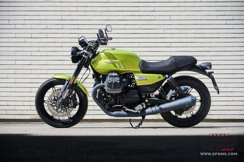 Moto - Test: PROVA moto Guzzi V7 Sport 2025: cambio d'abito