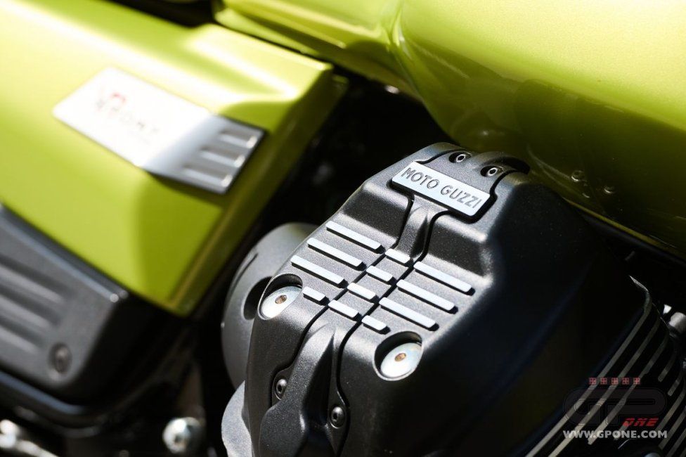 Moto - Test: PROVA moto Guzzi V7 Sport 2025: cambio d'abito