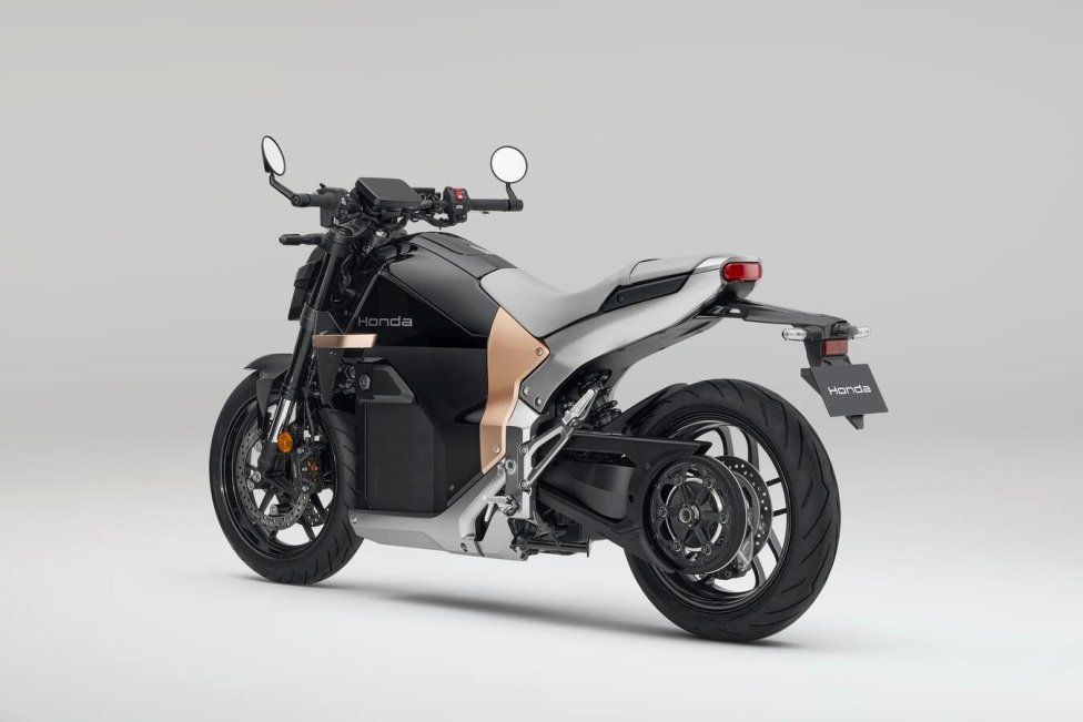 Moto - News: Honda WN7: ecco la prima moto elettrica della Casa dell’Ala
