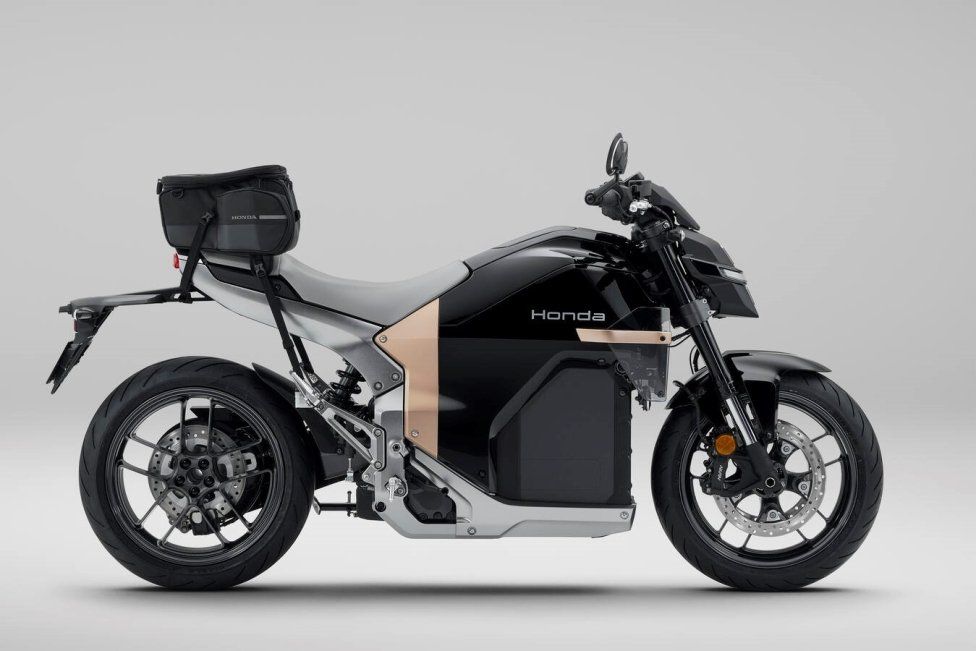 Moto - News: Honda WN7: ecco la prima moto elettrica della Casa dell’Ala