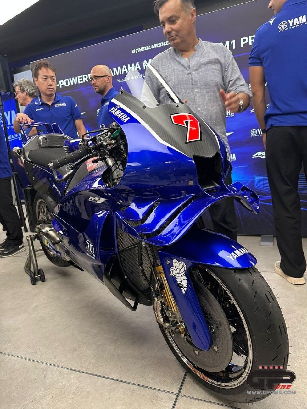 MotoGP: Yamaha unveils the M1 V4 in the Misano paddock: here are the first images