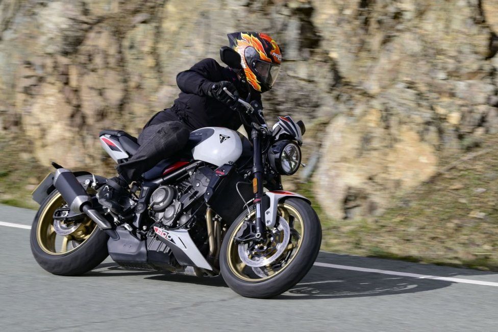 Moto - Test: PROVA Triumph Trident 800