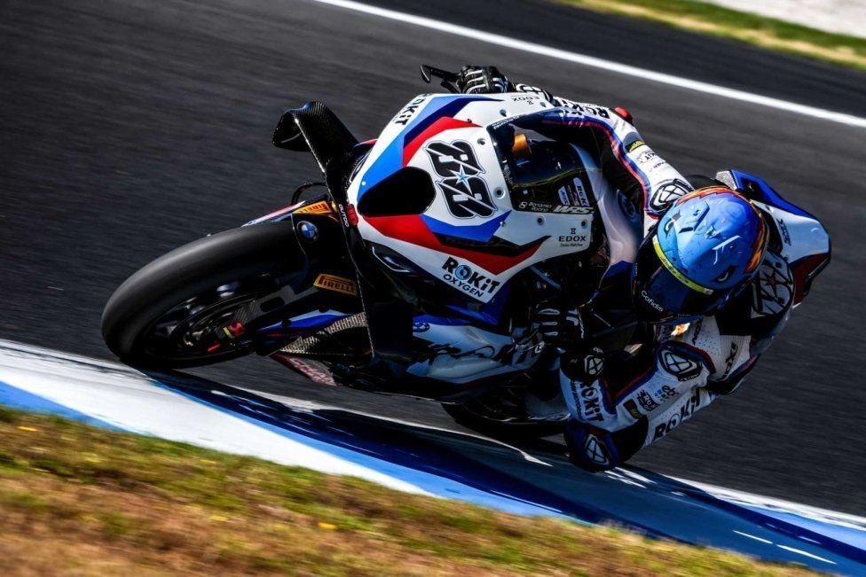 WSBK: Bulega-Lowes-Baldassari-Montella: è martedì rosso a Phillip Island!