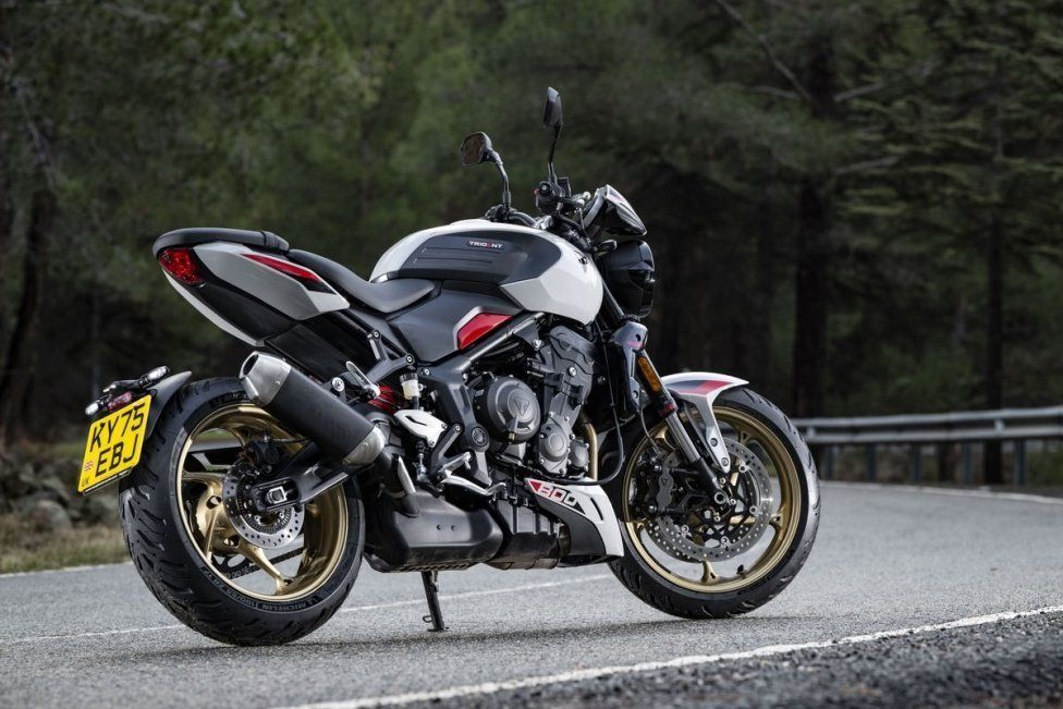 Moto - Test: PROVA Triumph Trident 800