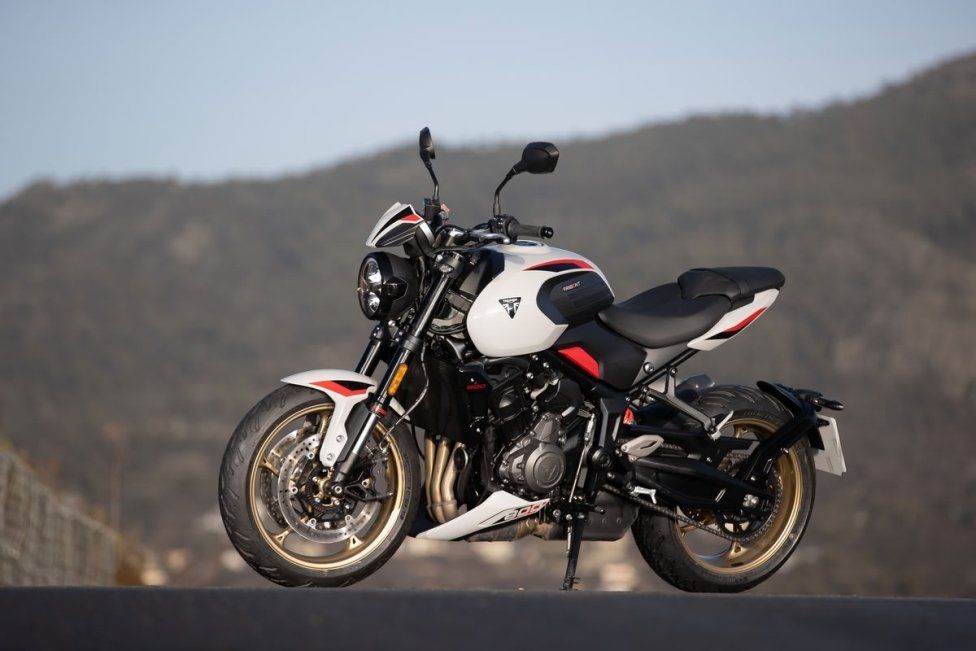 Moto - Test: PROVA Triumph Trident 800