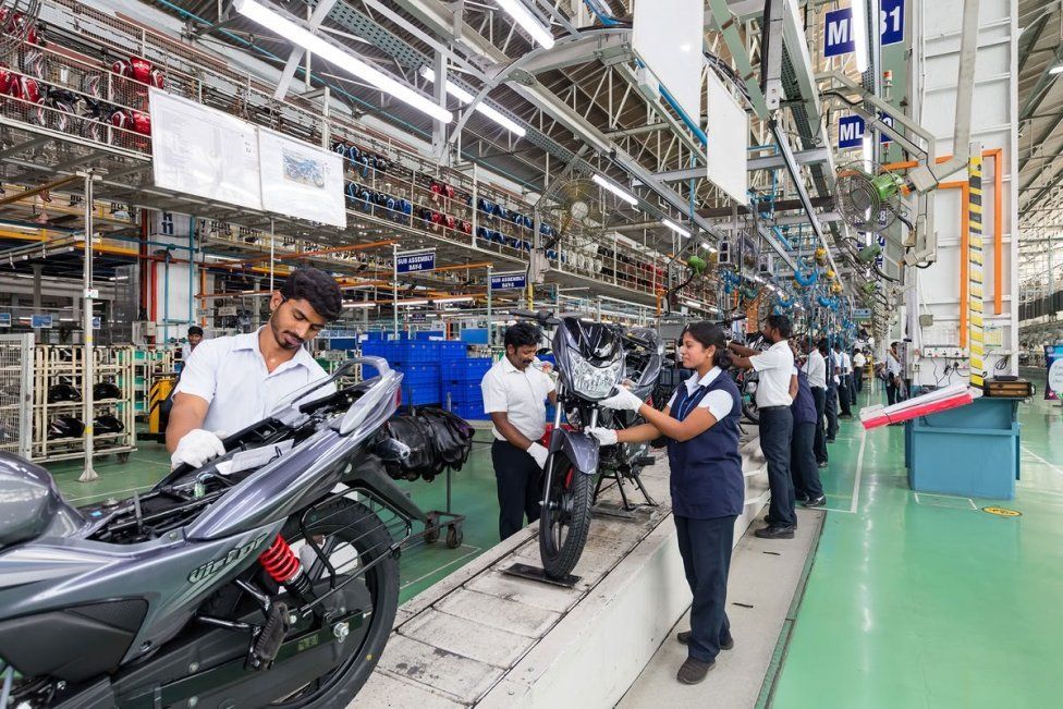 Moto - Test: Alla scoperta di TVS, nel cuore dell’India che cambia