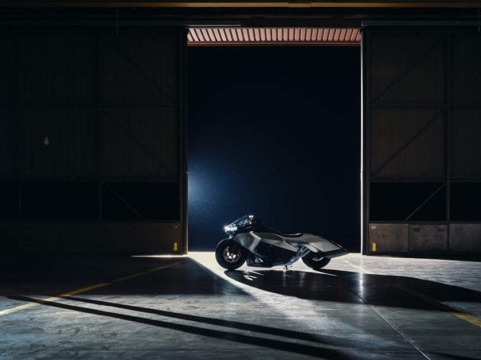BMW Motorrad: “BMW Motorrad Vision K18” al Concorso d’Eleganza Villa d’Este