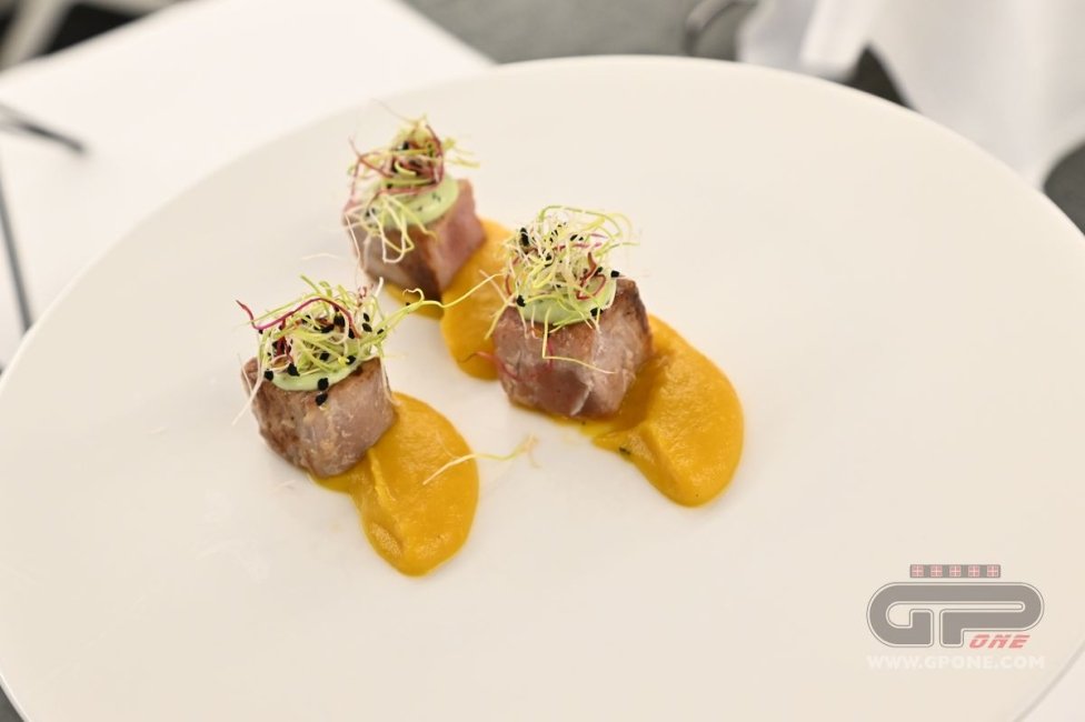 Master of Hospitality: cena al buio in Alpinestars con Jorge Martin alla guida