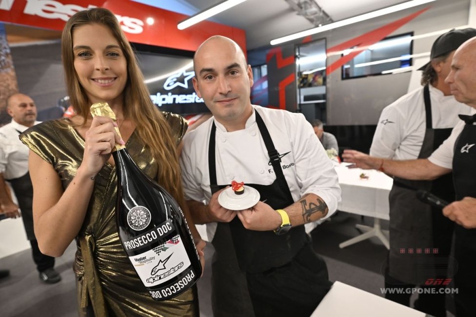Master of Hospitality: cena al buio in Alpinestars con Jorge Martin alla guida