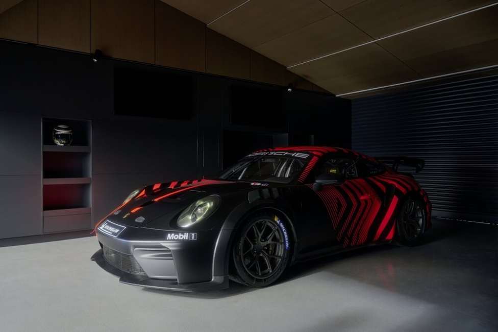 Porsche 911 GT4 R: la supercar destinata alle competizioni motoristiche internazionali