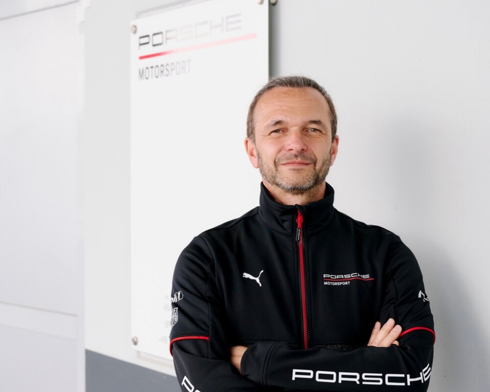 Porsche 911 GT4 R: la supercar destinata alle competizioni motoristiche internazionali