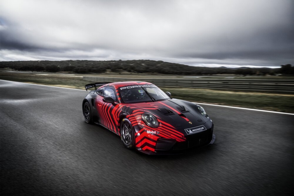 Porsche 911 GT4 R: la supercar destinata alle competizioni motoristiche internazionali