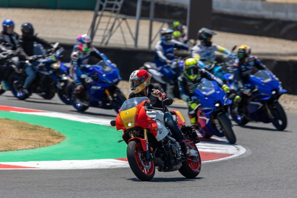 Yamaha "Spirit of Challenge": sebuah kesuksesan yang didukung oleh 5.000 penggemar